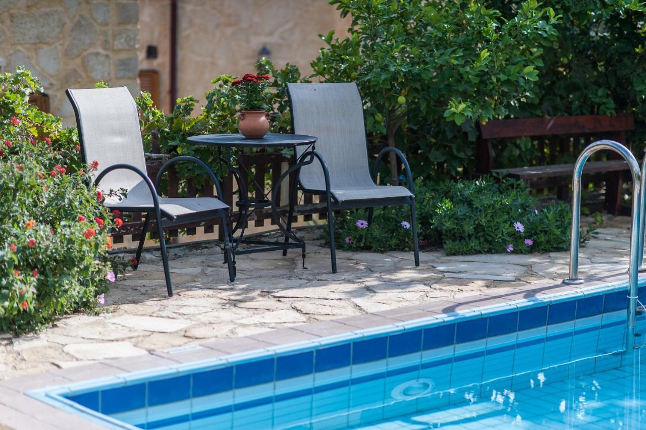 Villa Toula With Pool Nr Armeni Crete Makhairoí Exterior foto